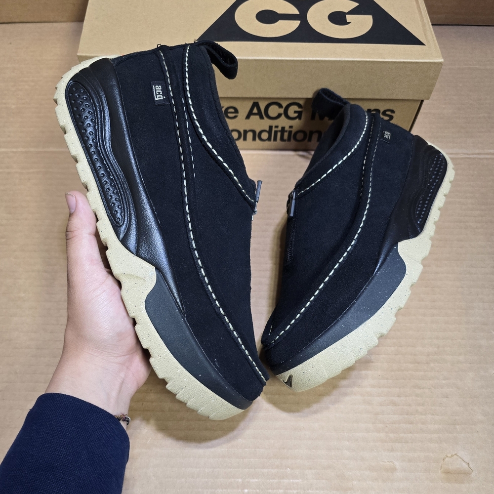 Nike ACG Men's Black Suede Slip-On Shoes with Tan Sole